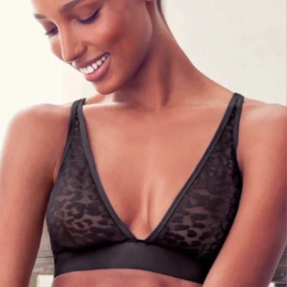 Victoria’s Secret bralette - Picture 1 of 4